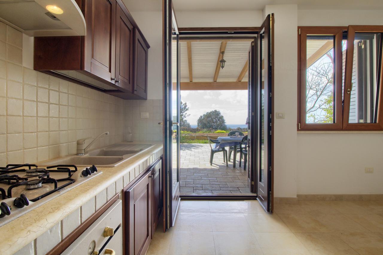 Case Vacanze San Gregorio By Lovesud Patu Exterior photo